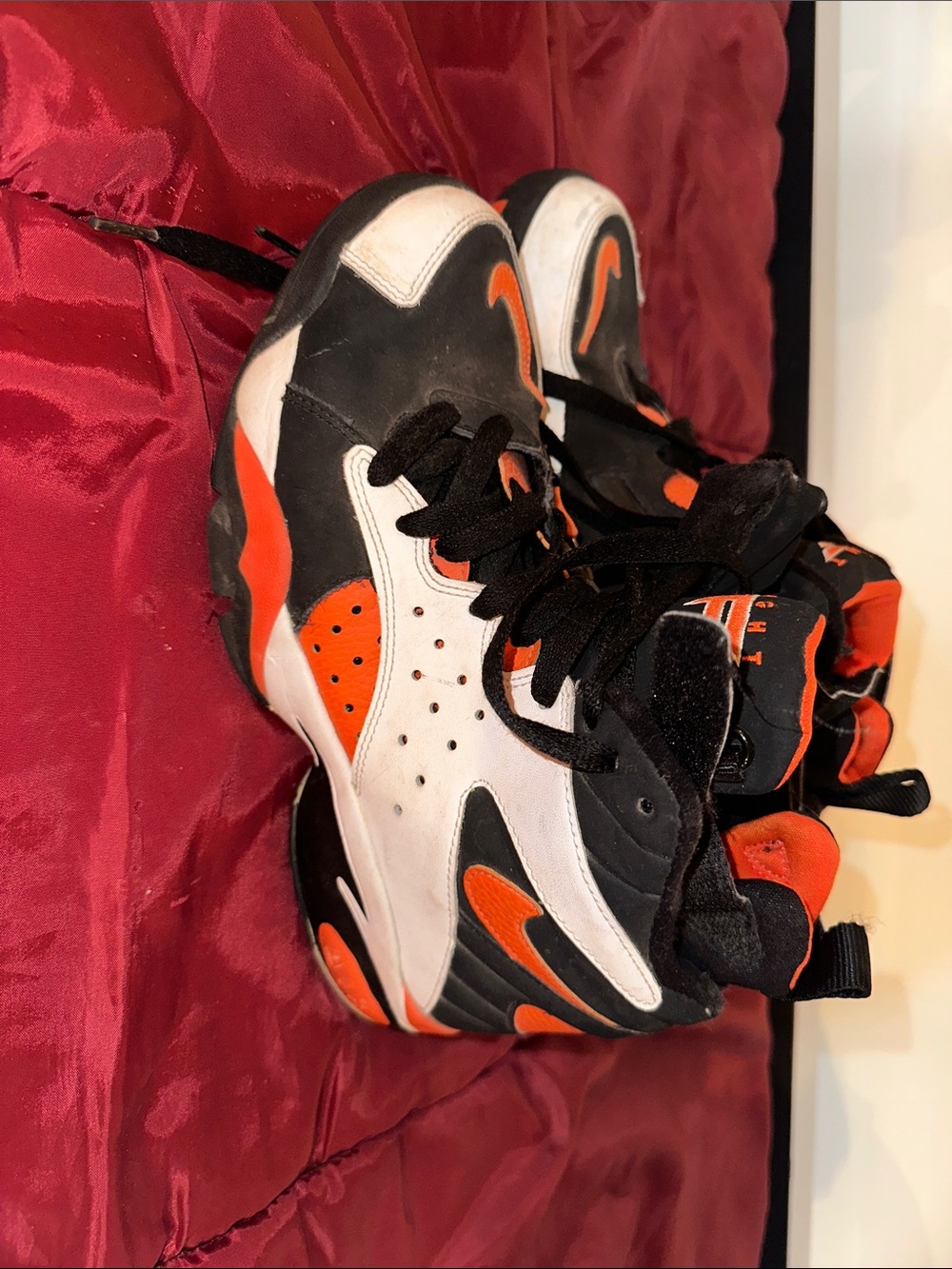 Nike Kids Black White Orange Basketball-Style Sneakers